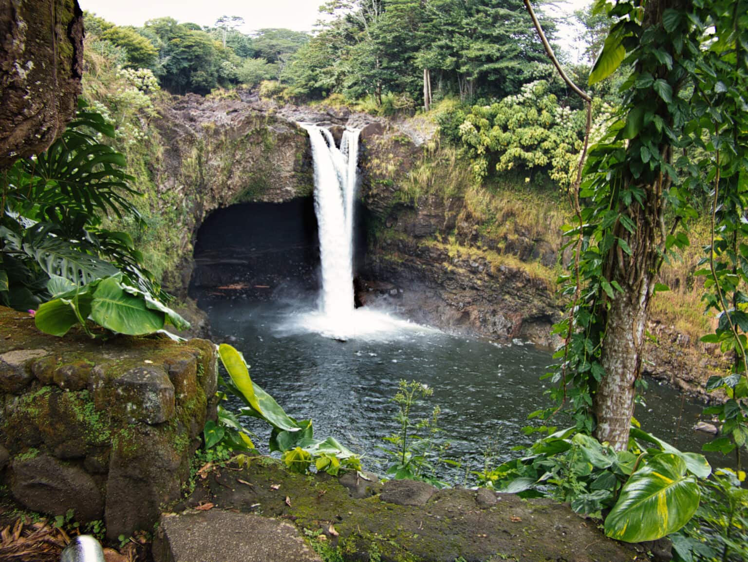 Akaka Falls State Park, Honomu, Hawai'I 6 The 100-Foot Kahuna Falls Is The First One You Come To On The Trail At Akaka Falls State Park